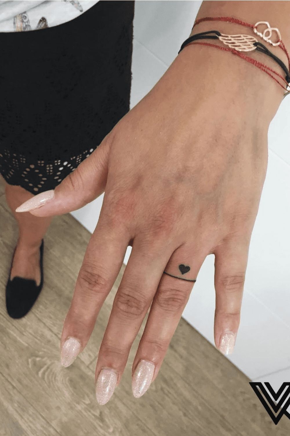 wedding band tattoos women